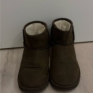 Chocolate UGGS